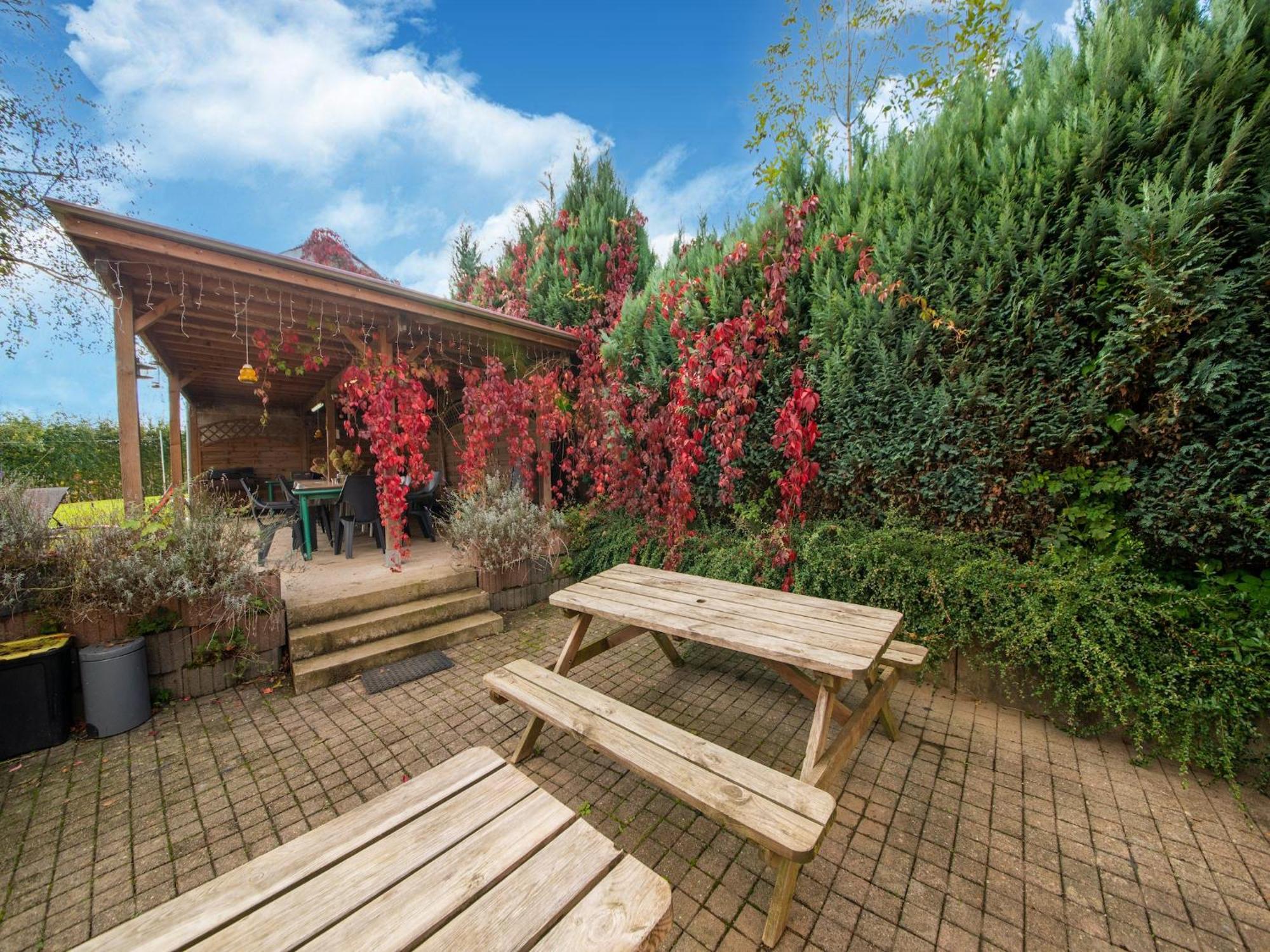 Wonderful Holiday Home In Montleban With Sauna Eksteriør bilde