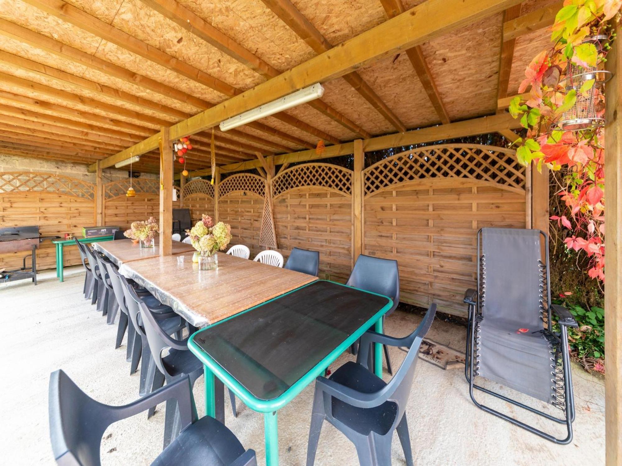 Wonderful Holiday Home In Montleban With Sauna Eksteriør bilde